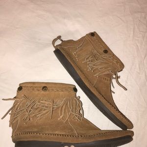 Minnetonka high tops